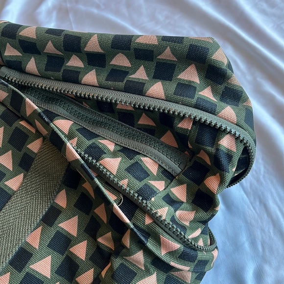 🎊Host Pick🎊Kate Spade Saturday Travel Bag - Picture 9 of 11